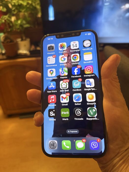 Телефон iPhone 12 Pro