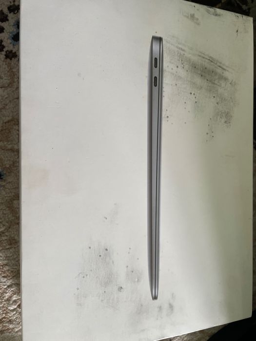 MacBook Air 2020 M1 8/256