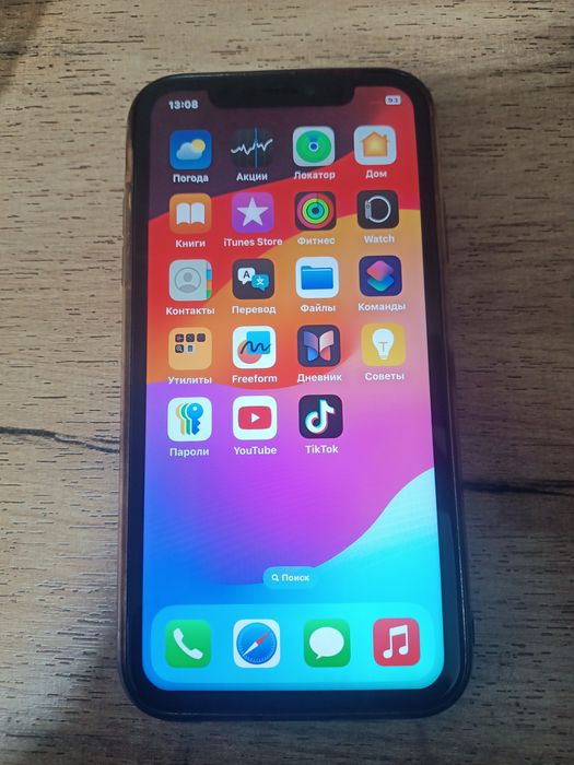 айфон 11   64 гиг