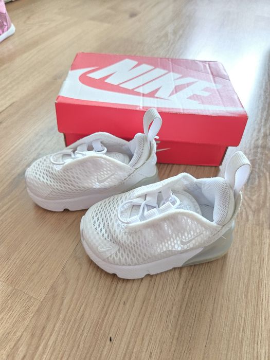 Nike Air Max 270 бебешки маратонки