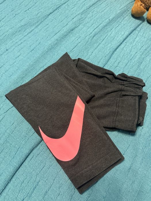 Клин на Nike за момиче, 146-156см