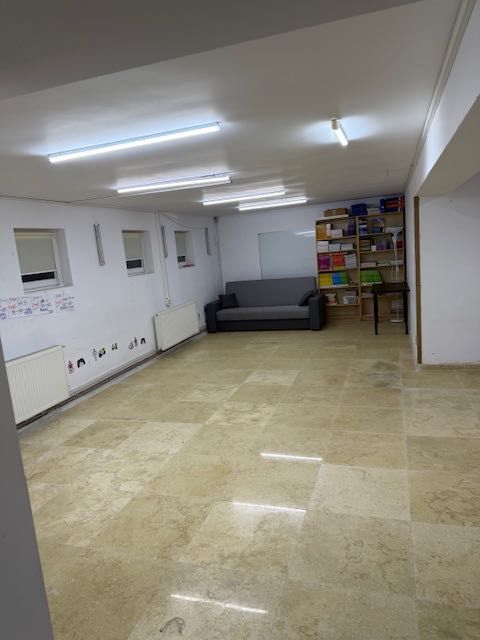 De inchiriat demisol 100 mp in zona Iancului pentru birouri/depozitare