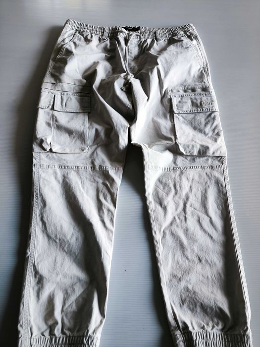 Pantaloni Pull & Bear