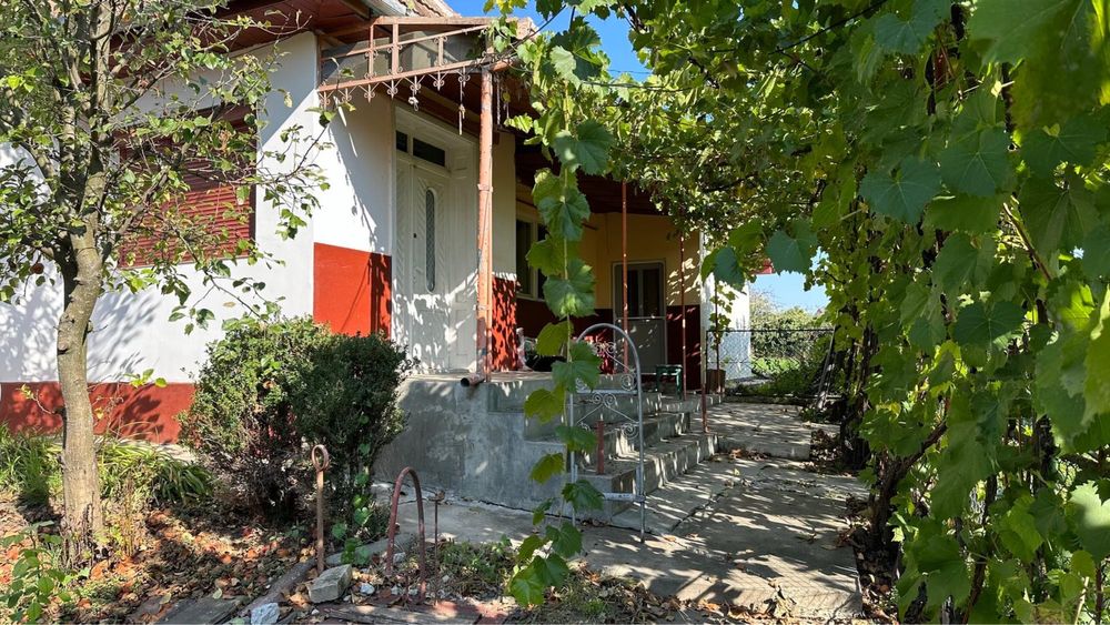 Vand casa in com. Valea Larga, jud. Mures
