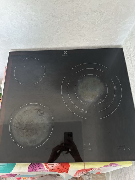 Встраемая плита продаю