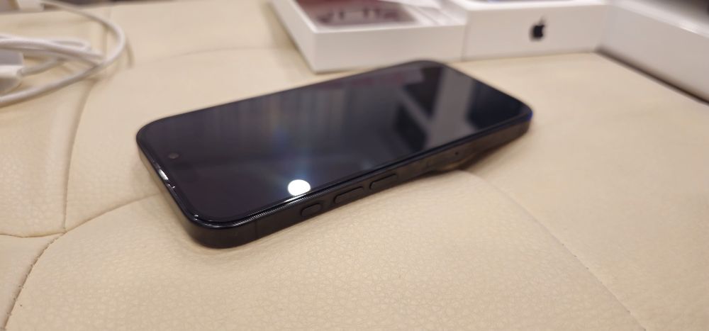 Apple iPhone 16 pro 128 GB