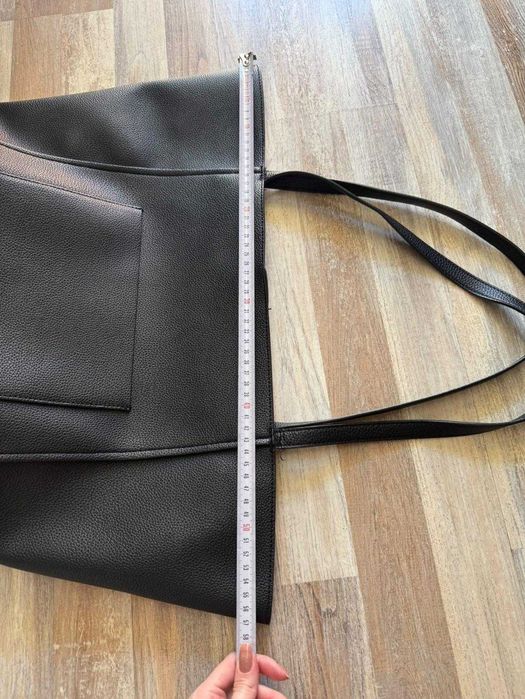 Елегантна черна дамска чанта