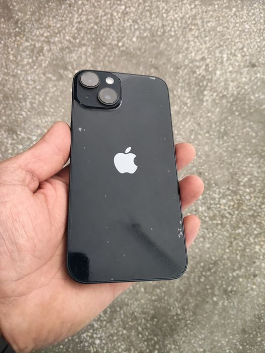 Vand Iphone 14 midnight