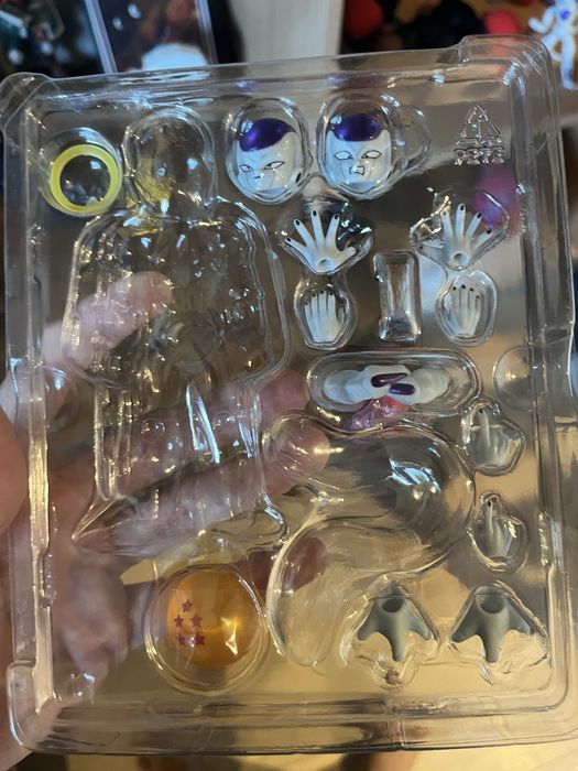 Frieza figurina SHFigurearts