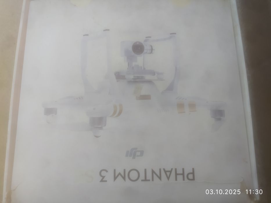 DJI PHANTOM 3 SE дрон-квадракоптер