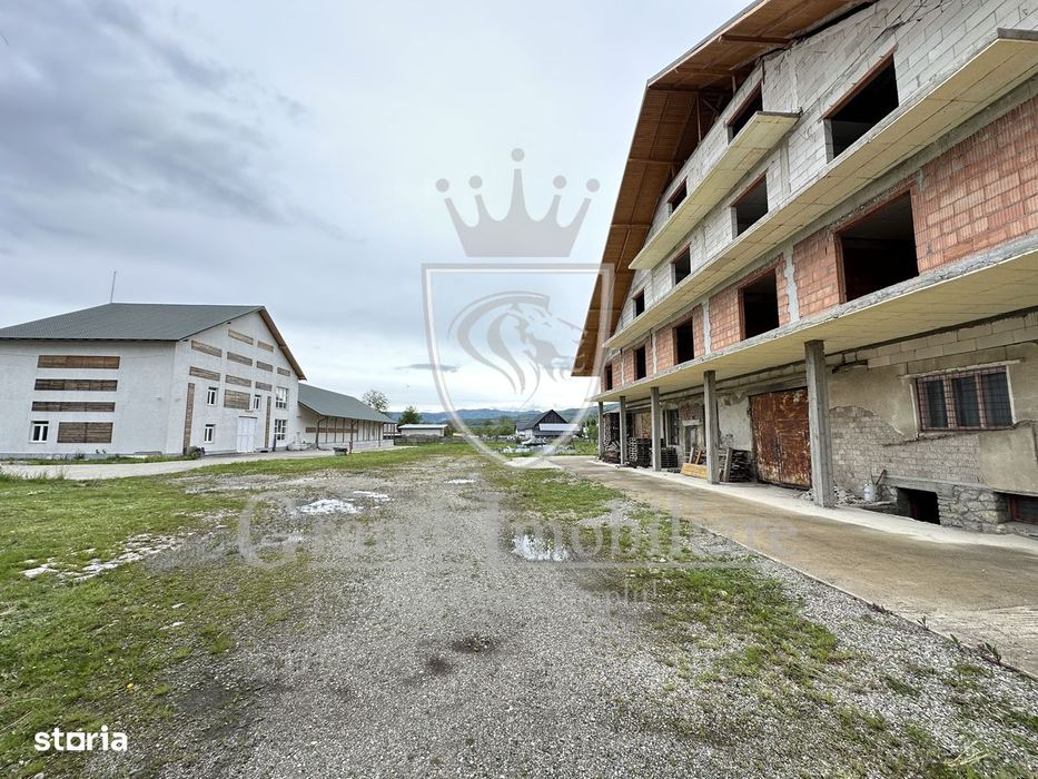 HOTEL,AZILE DE BATRANI ,Pastravarie 11.000 mp zona Hotel Gabriela Vișe