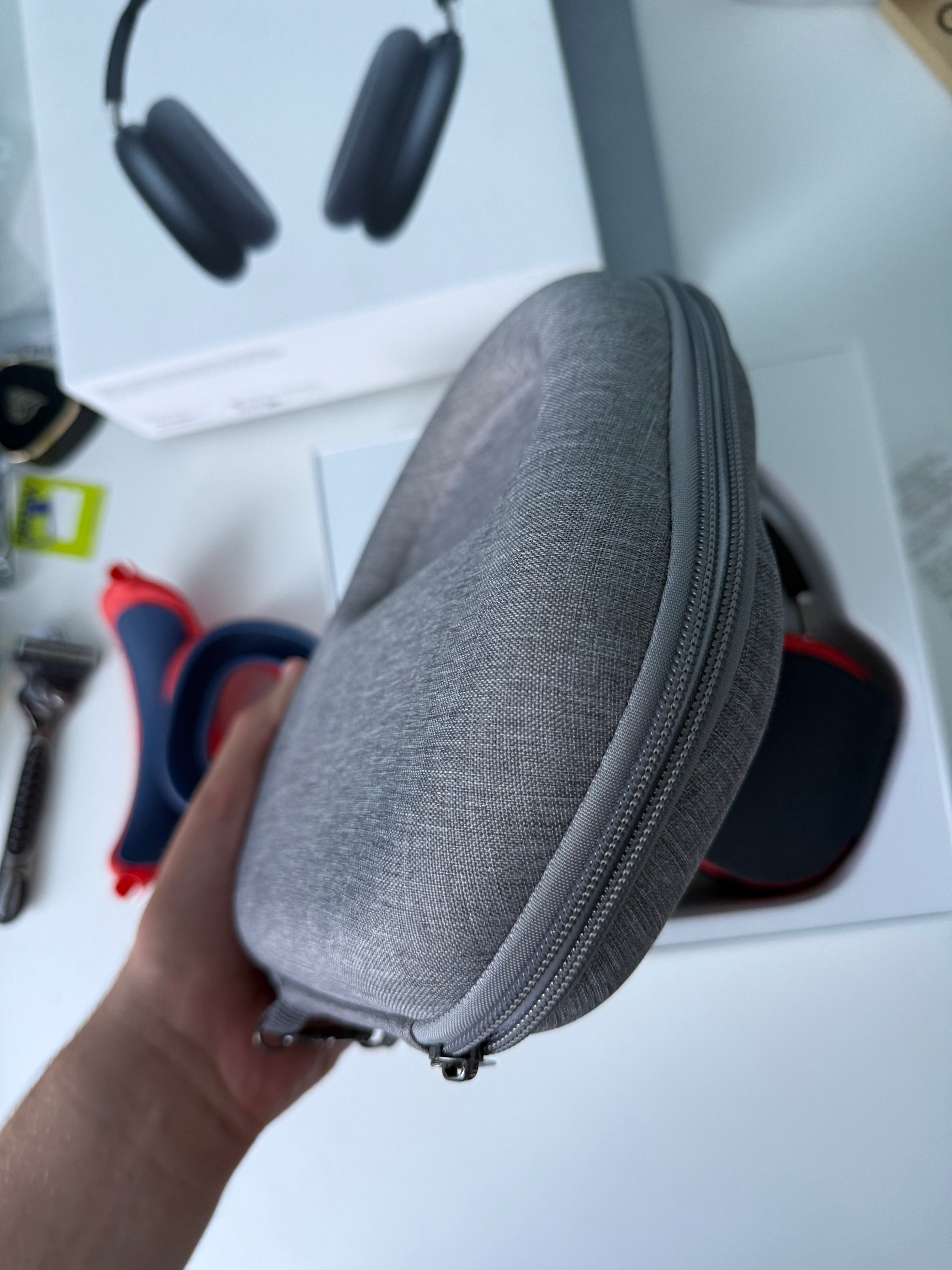 AirPods Max Gen 2
