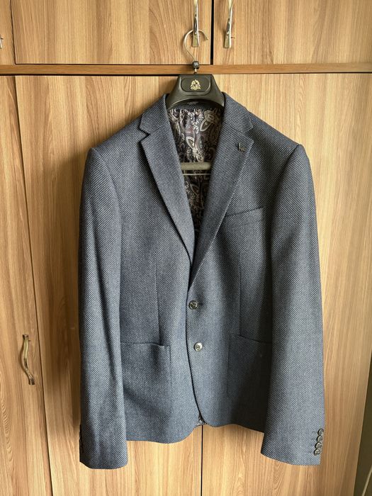 Продам пиджак в отличном состояний