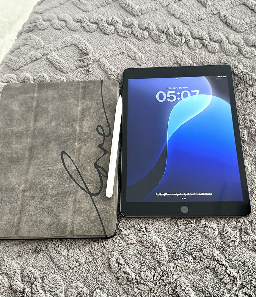 Ipad 9 (2021) 64gb Space Grey+ accesorii + husa + pix compatibil