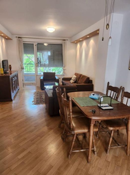 Дава се под наем Тристаен апартамент в София, Център - 90 кв.м за 750 € - Снимка #1