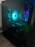 Sistem Desktop PC Gaming cu RTX 3070, i5-8600k, 32GB RAM, SSD