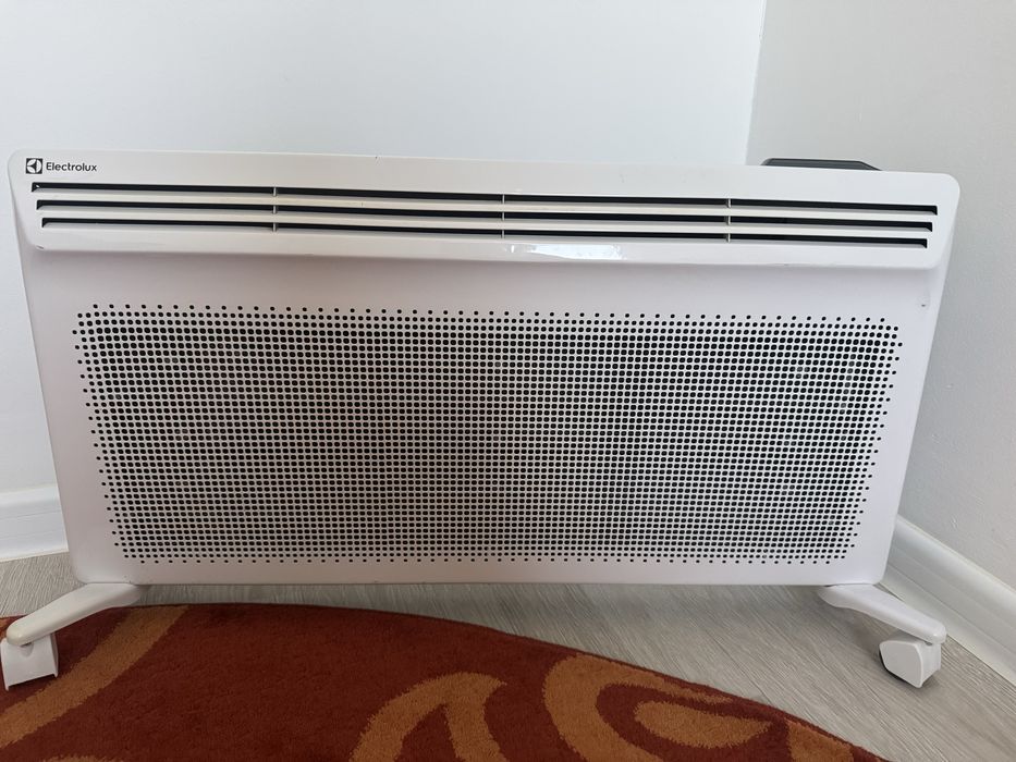 Обогреватель дома Electrolux air heat 2