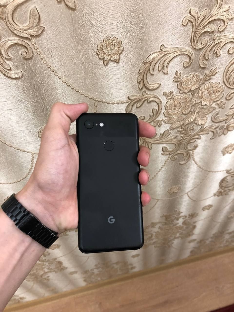 Pixel 3.                 .