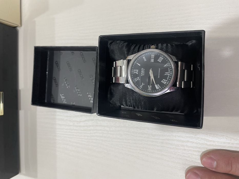 Часы мужиские сост отл 10.500 ////////////////