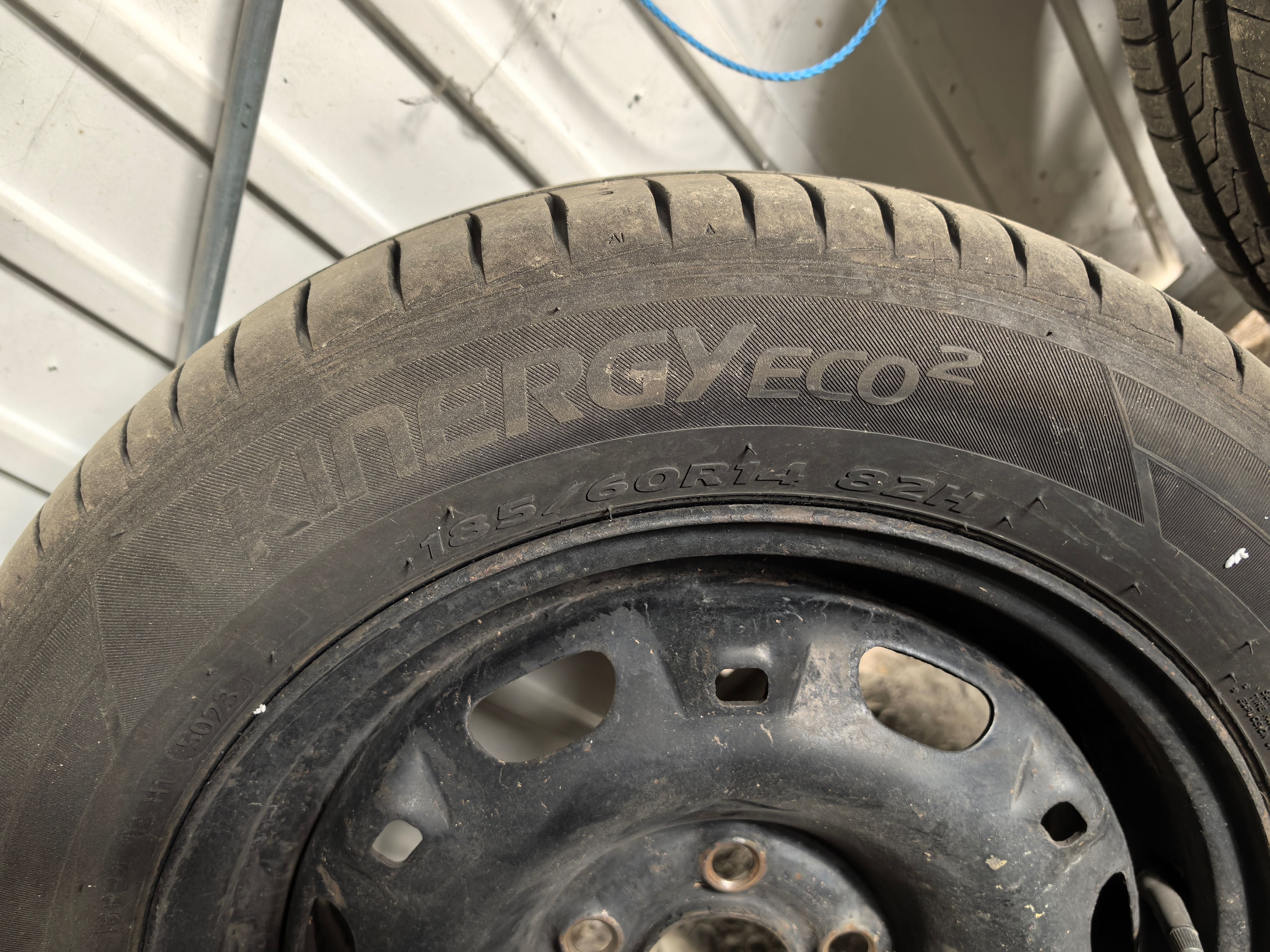 летни гуми hankook 185/60/14 82h   дот 2023 с джантите