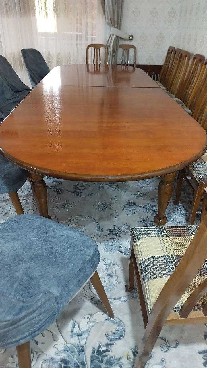 Продается срочно стол со стульями