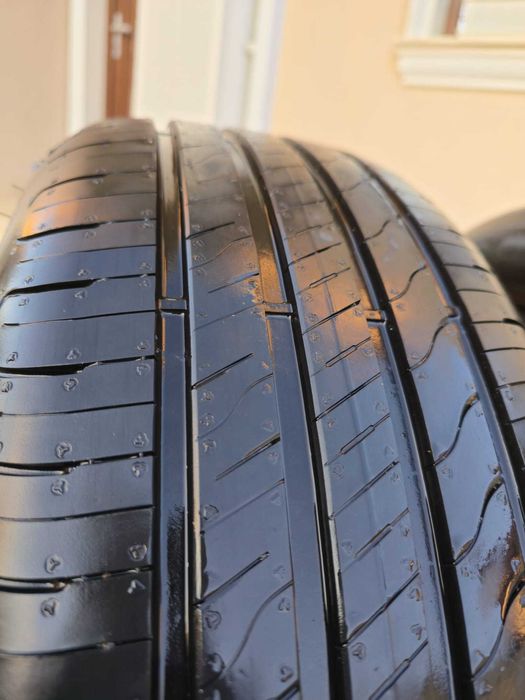 Set 4 Anvelope Vara Goodyear Efficient Grip2 215/55/17 98W DOT 2025