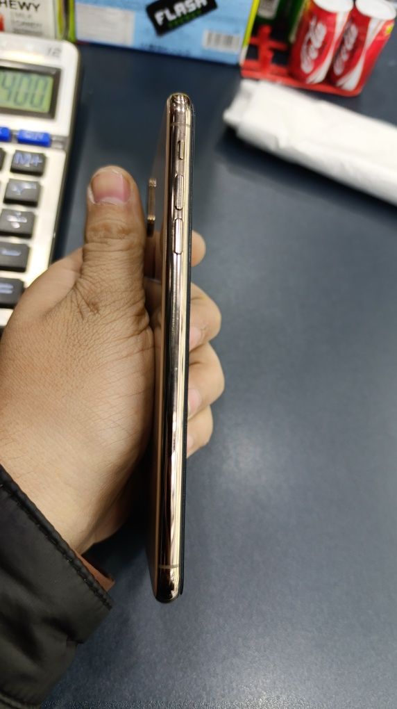 Iphone Xs Max 256 .Gold rangi