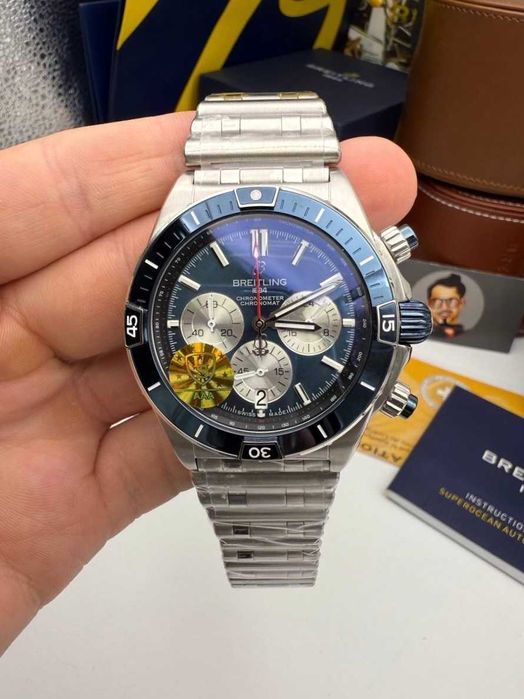 breitling chronomat b01 сребристо синьо