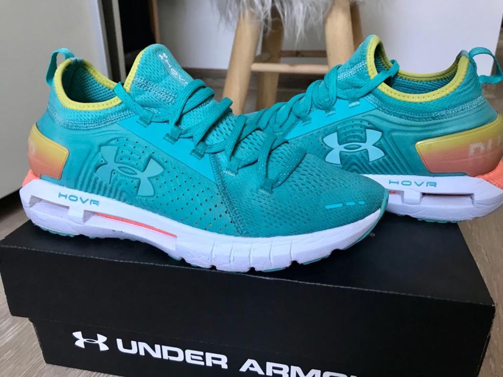 UNDER ARMOUR HOVR 2 Blue , 40 40,5