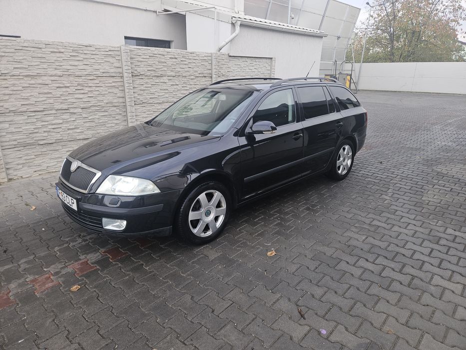 Vând Skoda Octavia 2