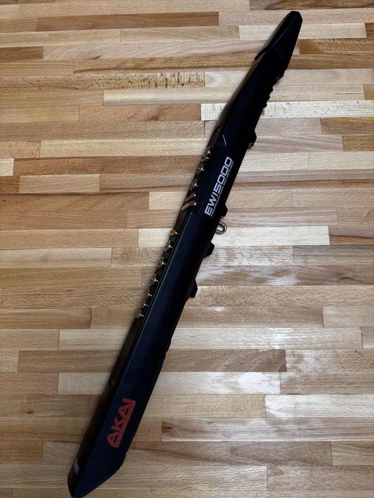 Akai EWI 5000 instrument de suflat electronic/ Nu saxofon/Nu trompetă