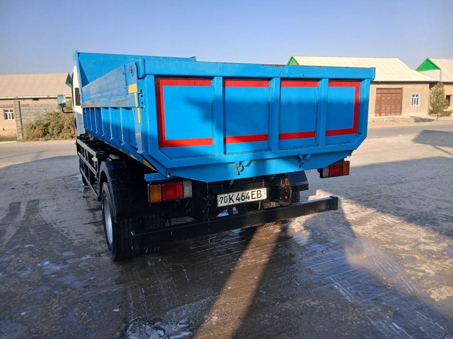 Исузи самасвал сотилади