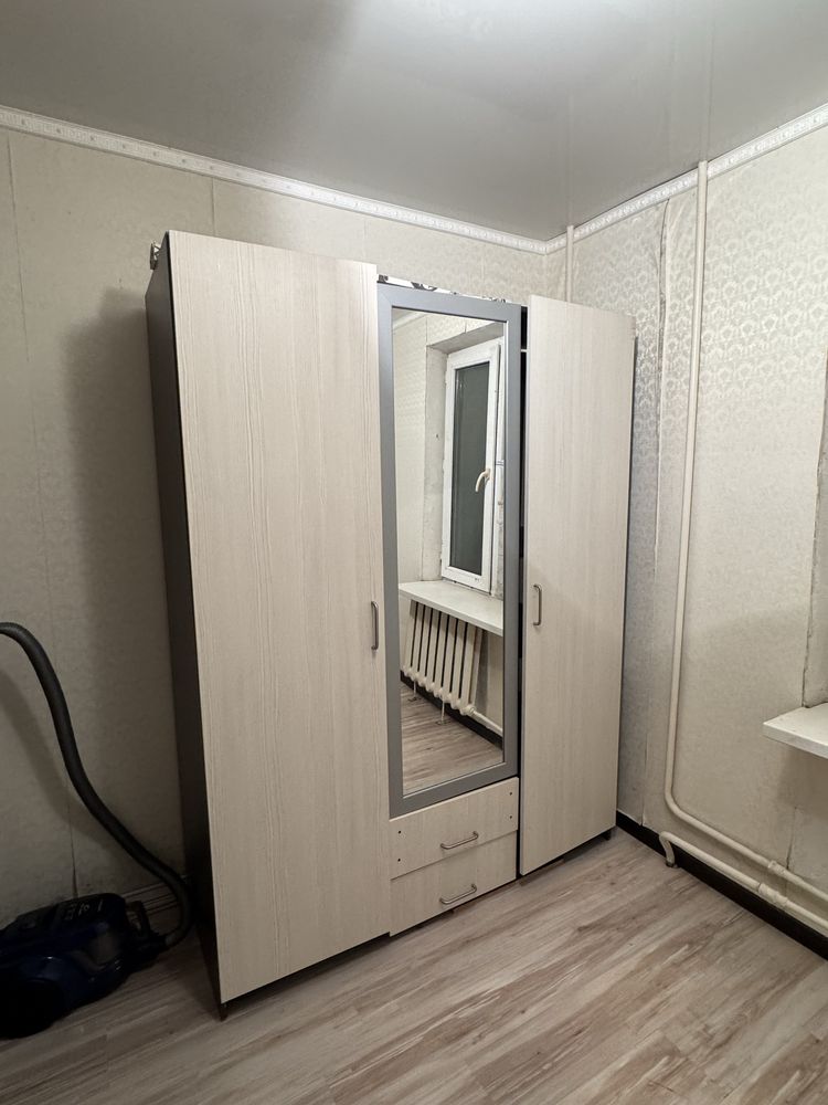 Продается шкаф.