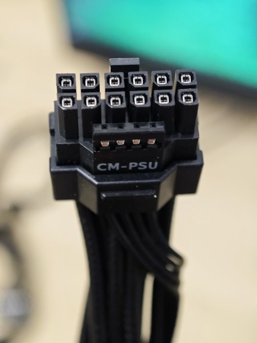 Sursa Cooler Master V850 gold SFX