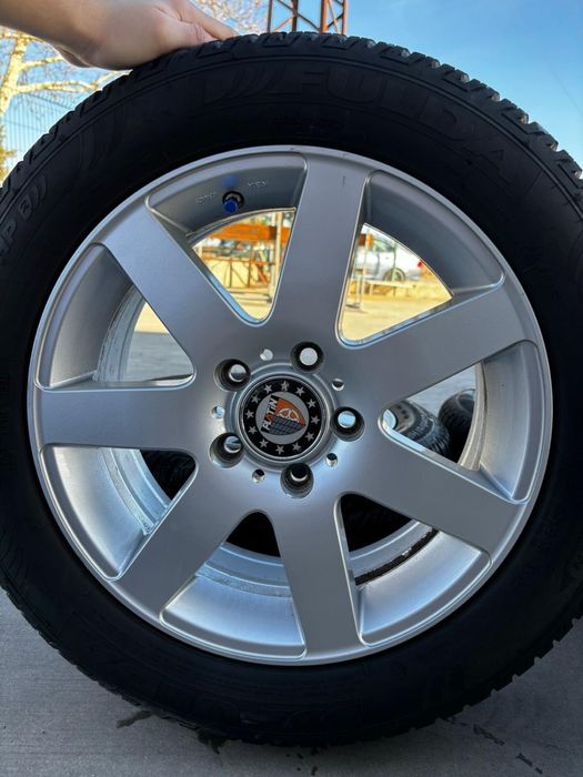 Зимни гуми с джанти 205/55/16