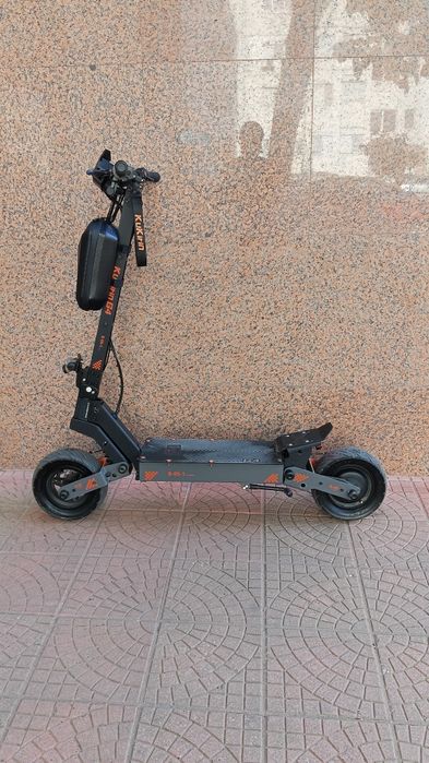 Електрическа тротинетка Kukirin G4