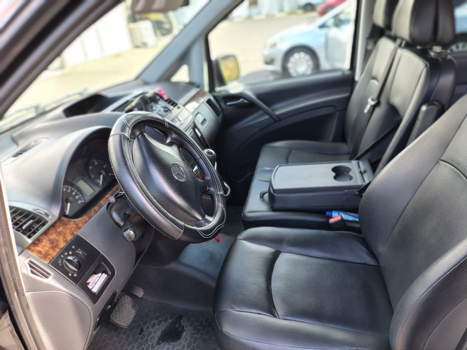 Mercedes  Vito 8+1