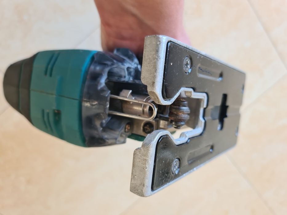 Makita DJV 182 - fierastrau pendular 18 V