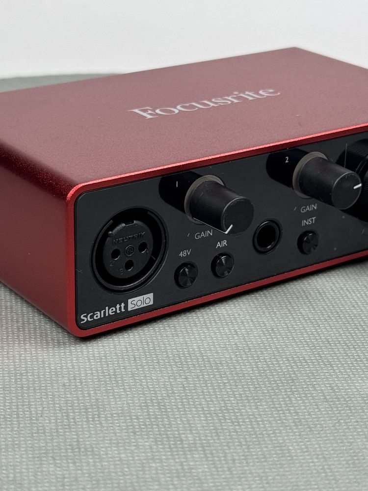 Scarlett Focusrite interface Third Generation 2-in, 2-out