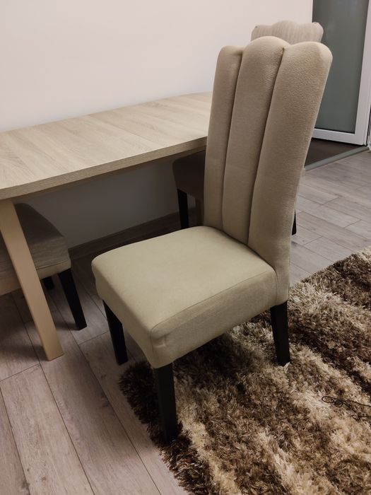 Masă+4 scaune! Stare bună! Achizitionate din dedeman! Întreținute!