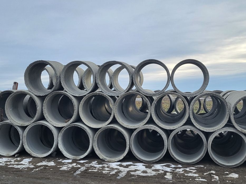 Fantani, foraje, piloni, cămine, fose cu tuburi din beton