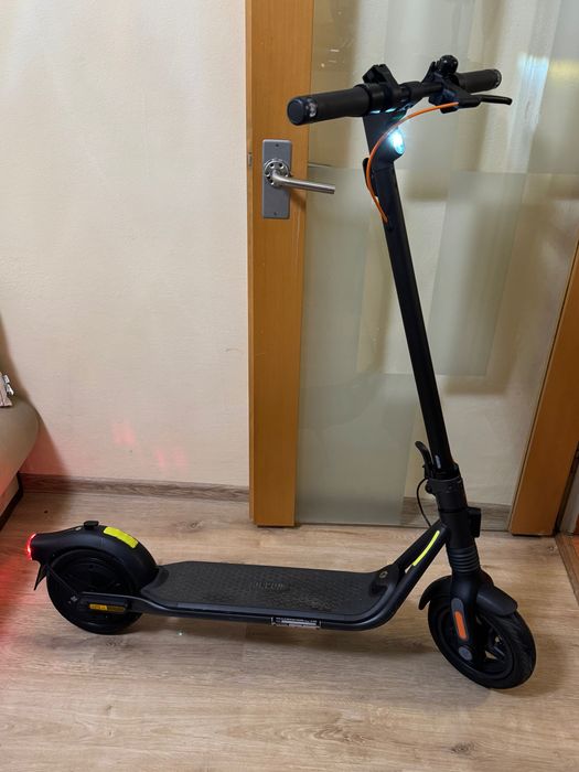 Ел. Тротинетка Ninebot *ОТЛИЧНА*