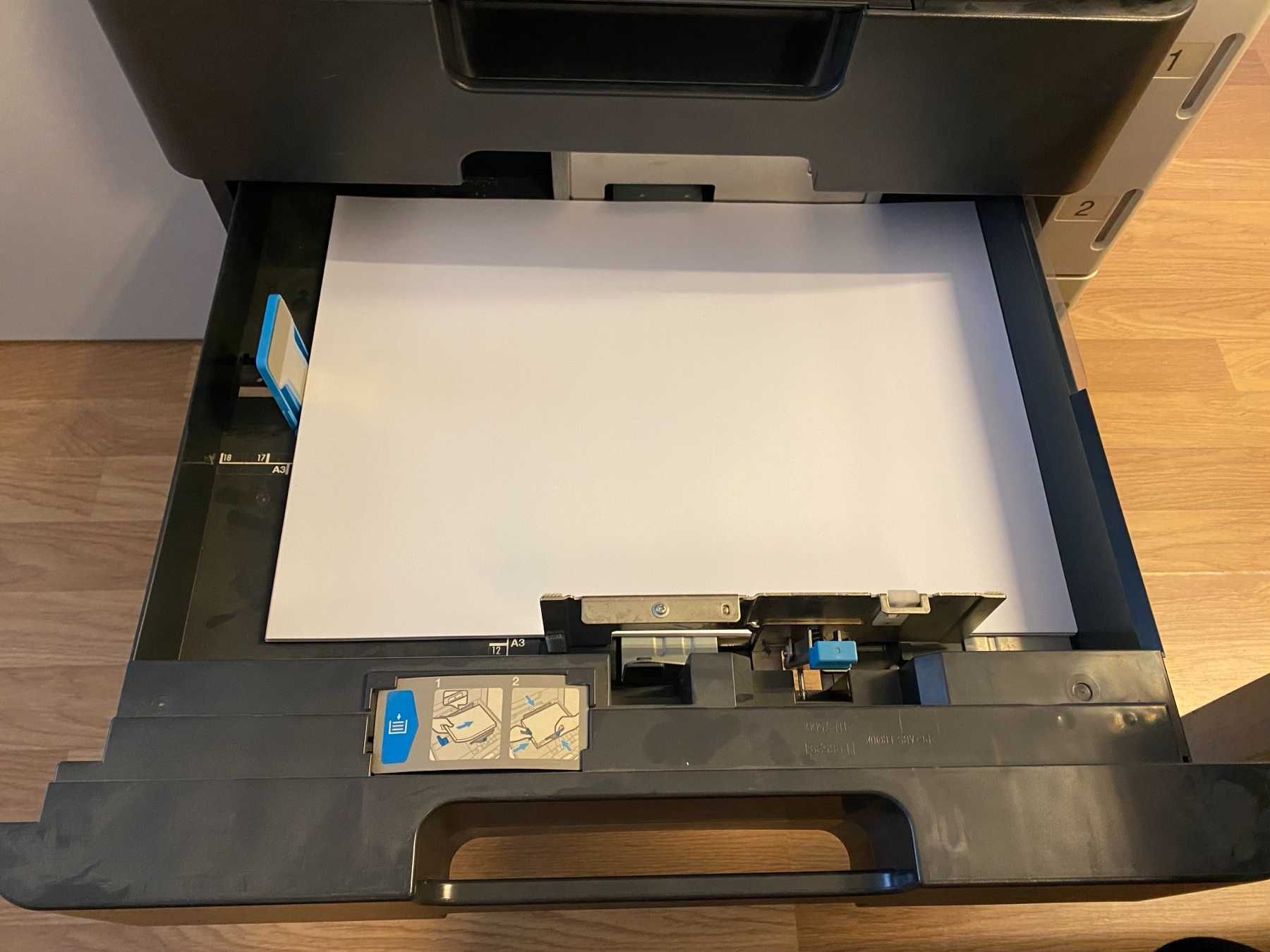 Konica Minolta bizhub C353