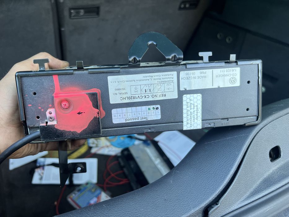 Magazie sdi si amplificator  sunet touareg