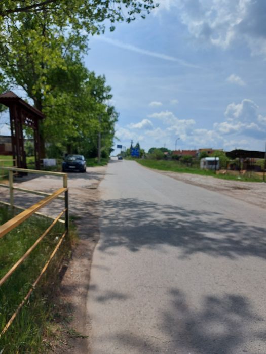 Teren,în spate la Peugeot,DN65,vecin cu LACUL,zonă de recreere.