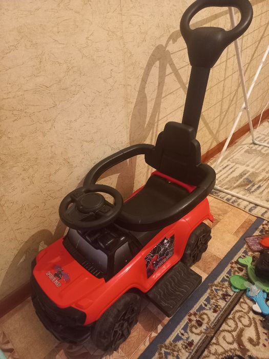 Продам Детски машина