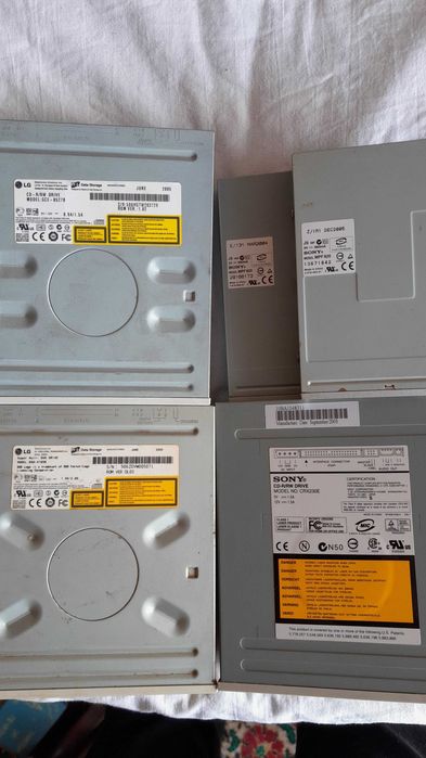 CD RW, DVD RW записвачка за настолен компютъри, Floppy Disc устройство