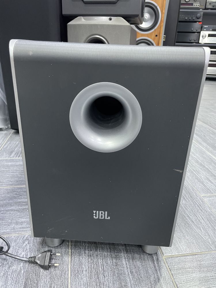 jBL CS60 sub 230