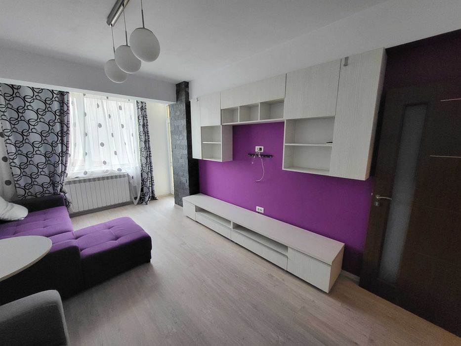 Apartament 2 camere, decomandat, complet utilat.