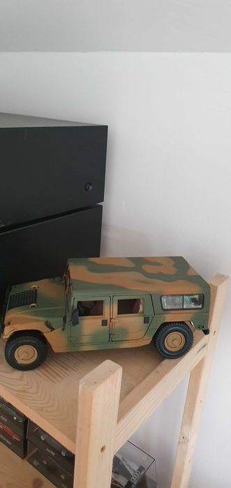 Jaguar xType,Hummer,Camaro Z 28,scară 1:18